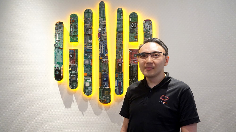 GovTech’s Mr Ng Yong Kiat shares why smart glasses technology deserves a second shot.